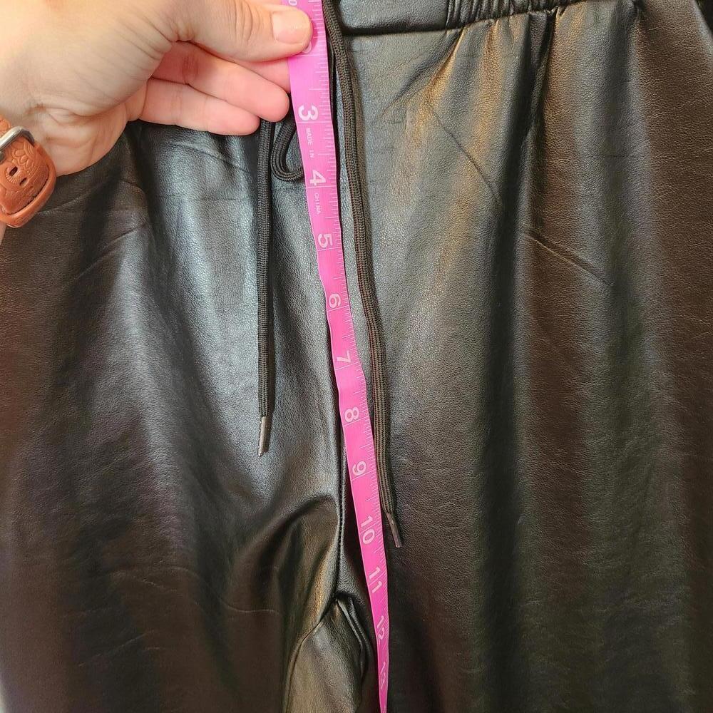 21 Saints Women's fleece lined faux leather joggers elastic waist black- size XS - Picture 7 of 9